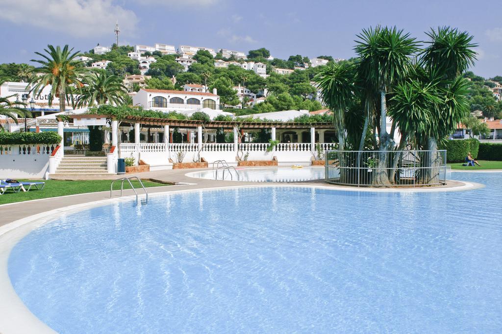 Son Bou Apartments Luaran gambar