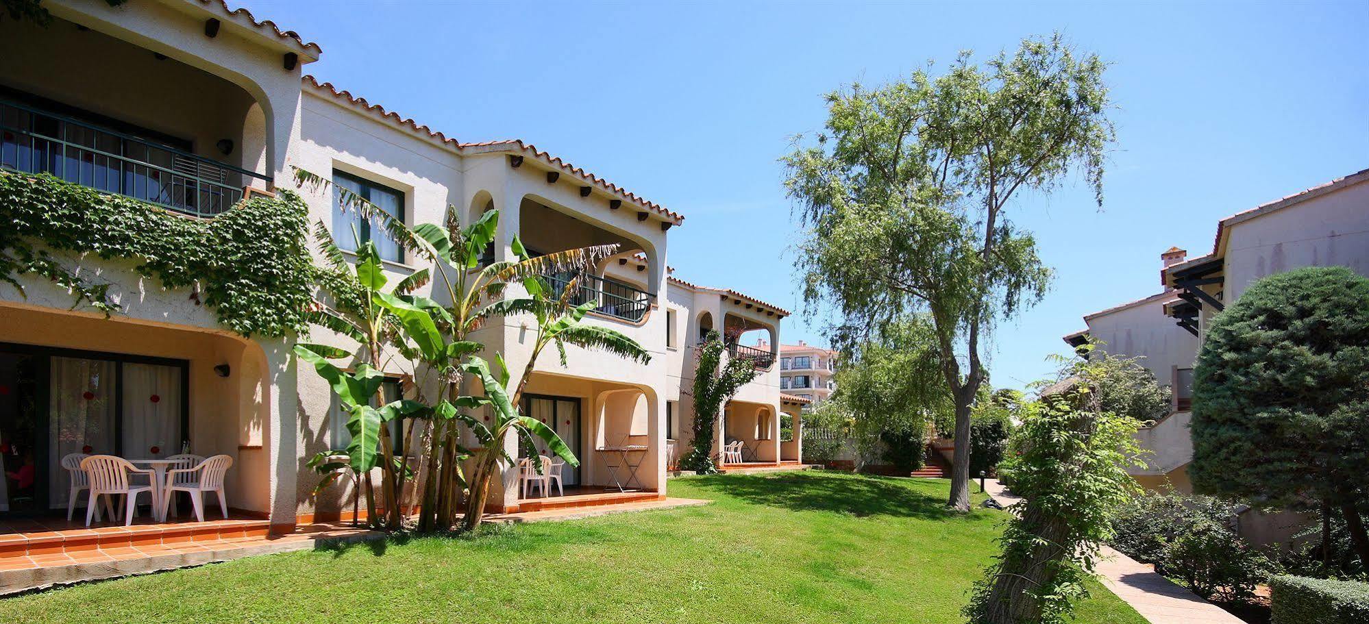Son Bou Apartments Luaran gambar
