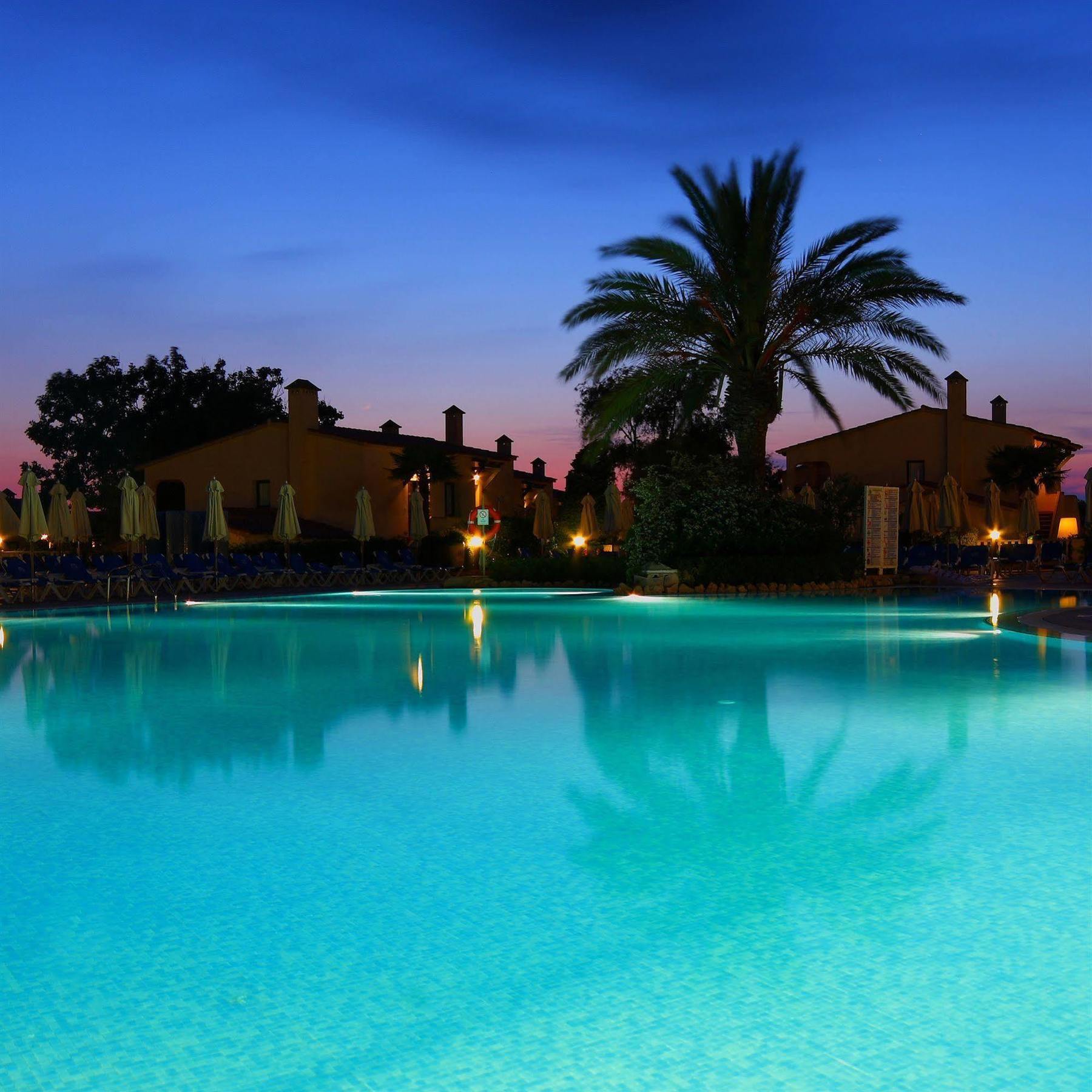 Son Bou Apartments Luaran gambar