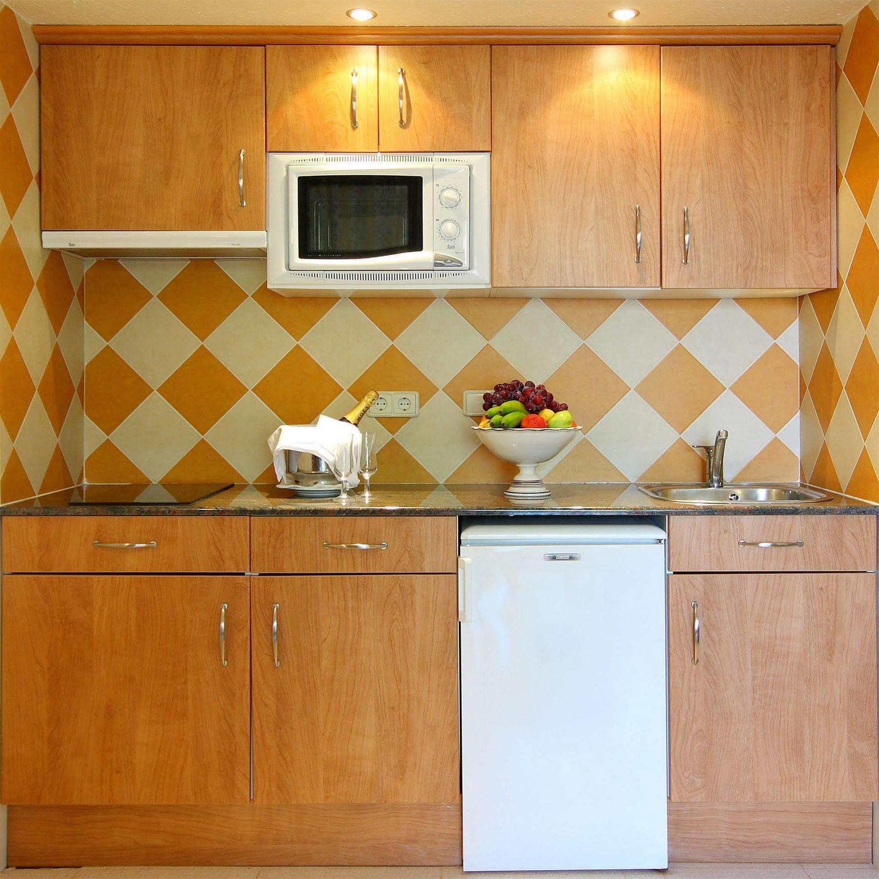 Son Bou Apartments Luaran gambar