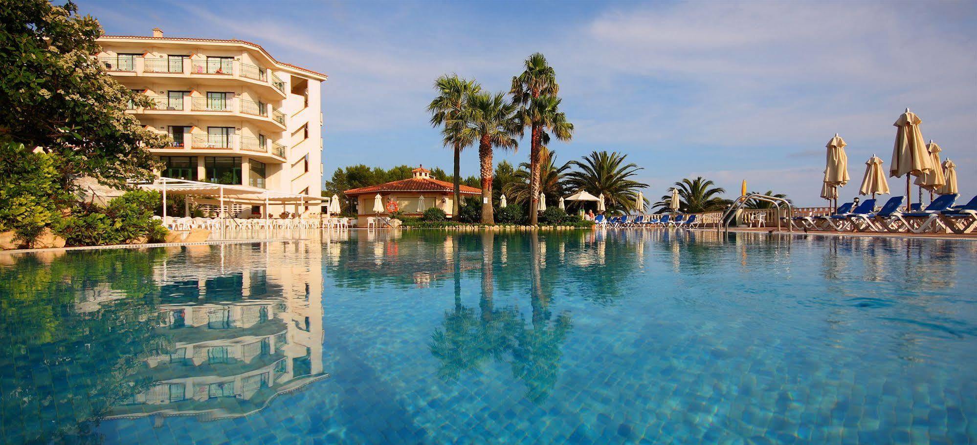 Son Bou Apartments Luaran gambar