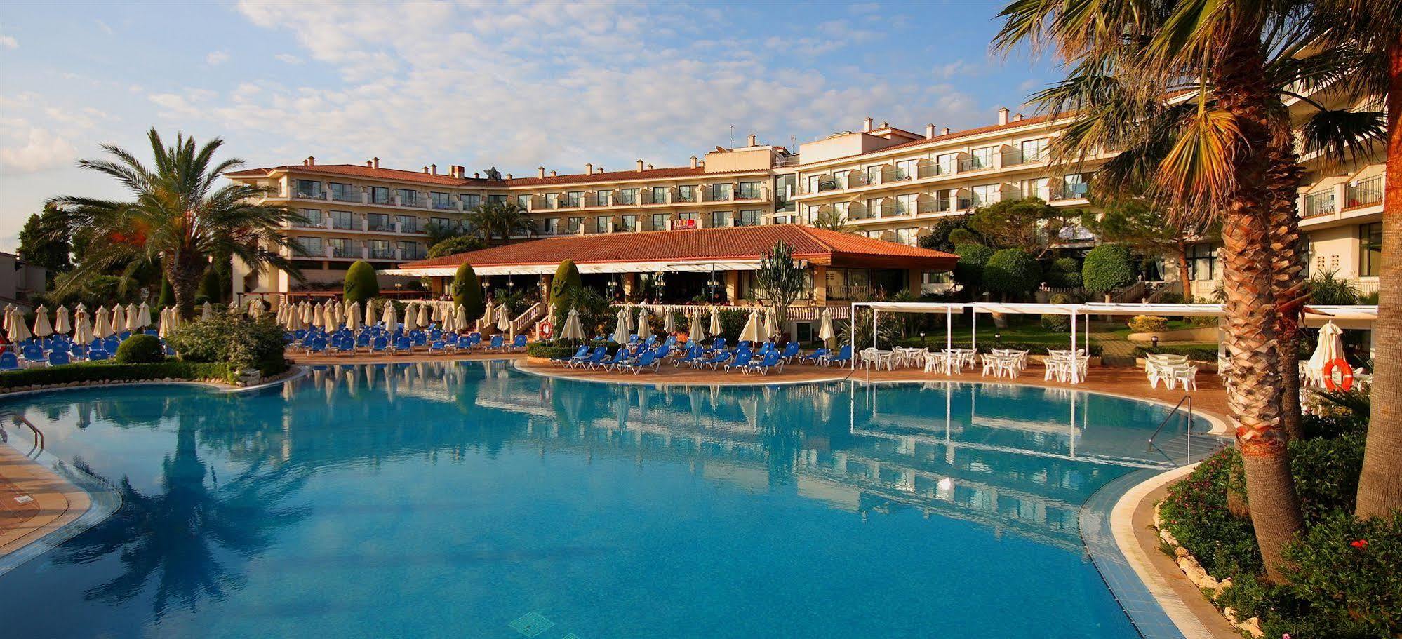 Son Bou Apartments Luaran gambar