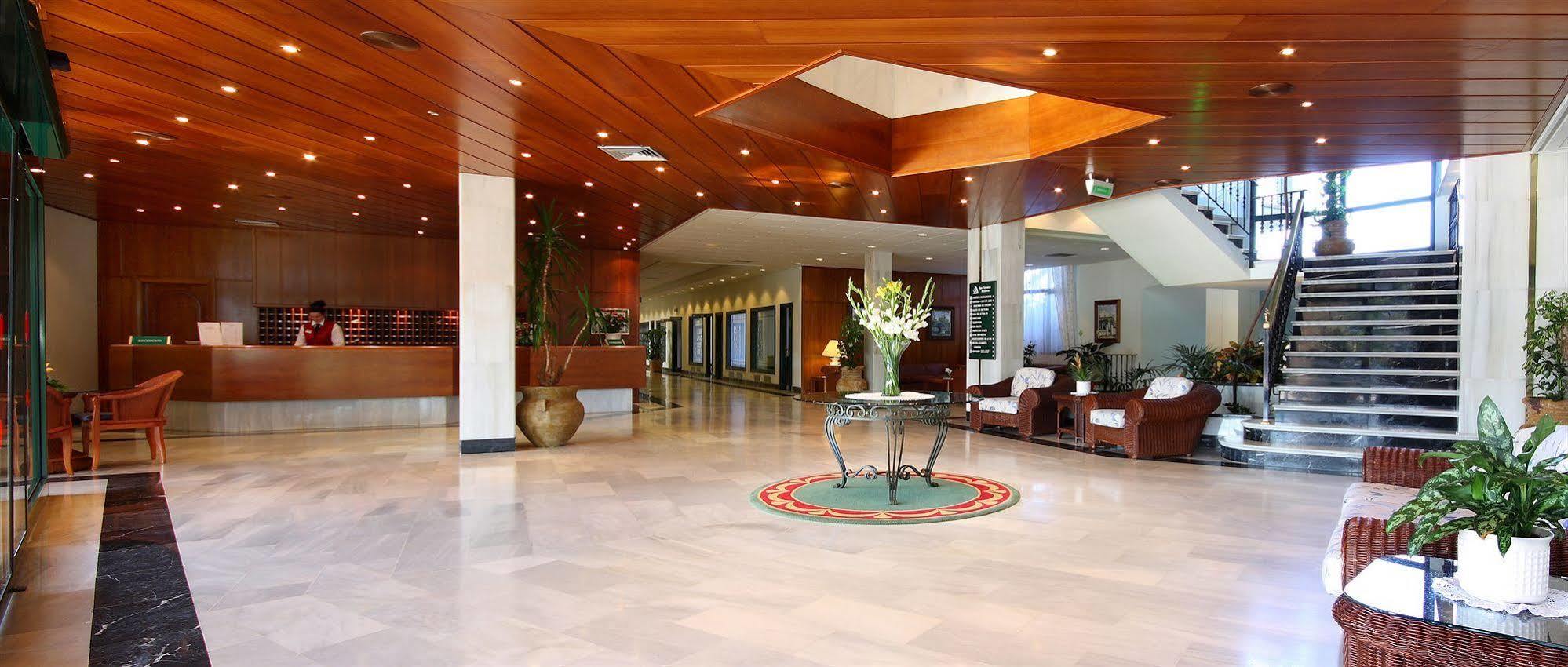 Son Bou Apartments Luaran gambar